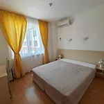 Daisy K 48 Harmony Hills Апартаменты *