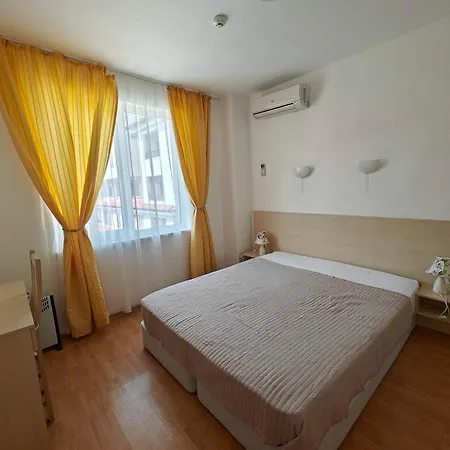 Daisy K 48 Harmony Hills Апартаменты *