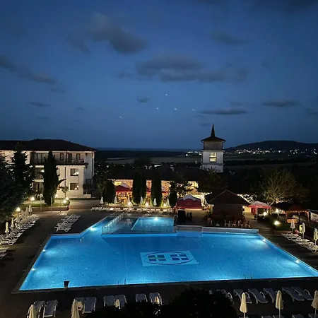 Daisy K 48 Harmony Hills Daire *