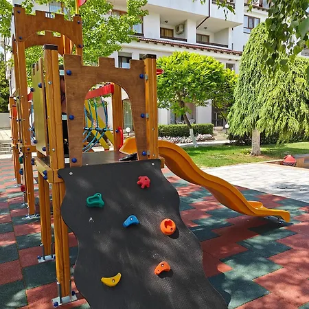 Daisy K 48 Harmony Hills Апартаменты *